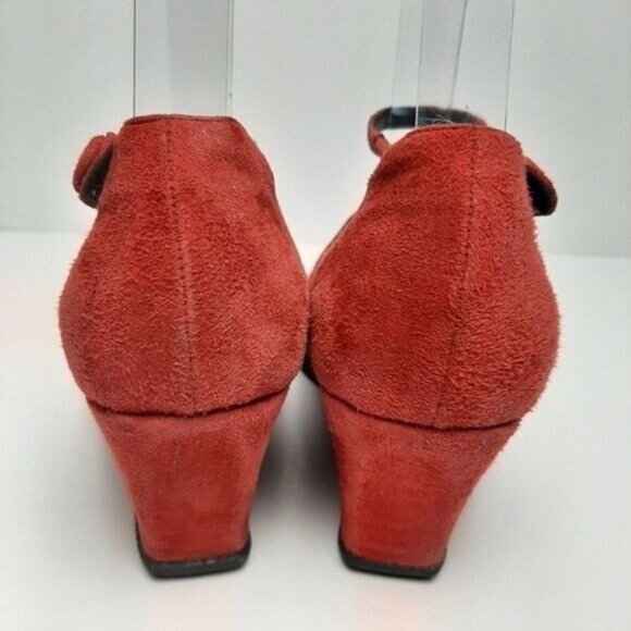 BENOITE C. Italy Mary Jane Wedge Heels Red Suede Sz 7.5 - Picture 6 of 10